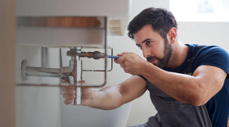 Professional sink repair services in Huntsburg, OH